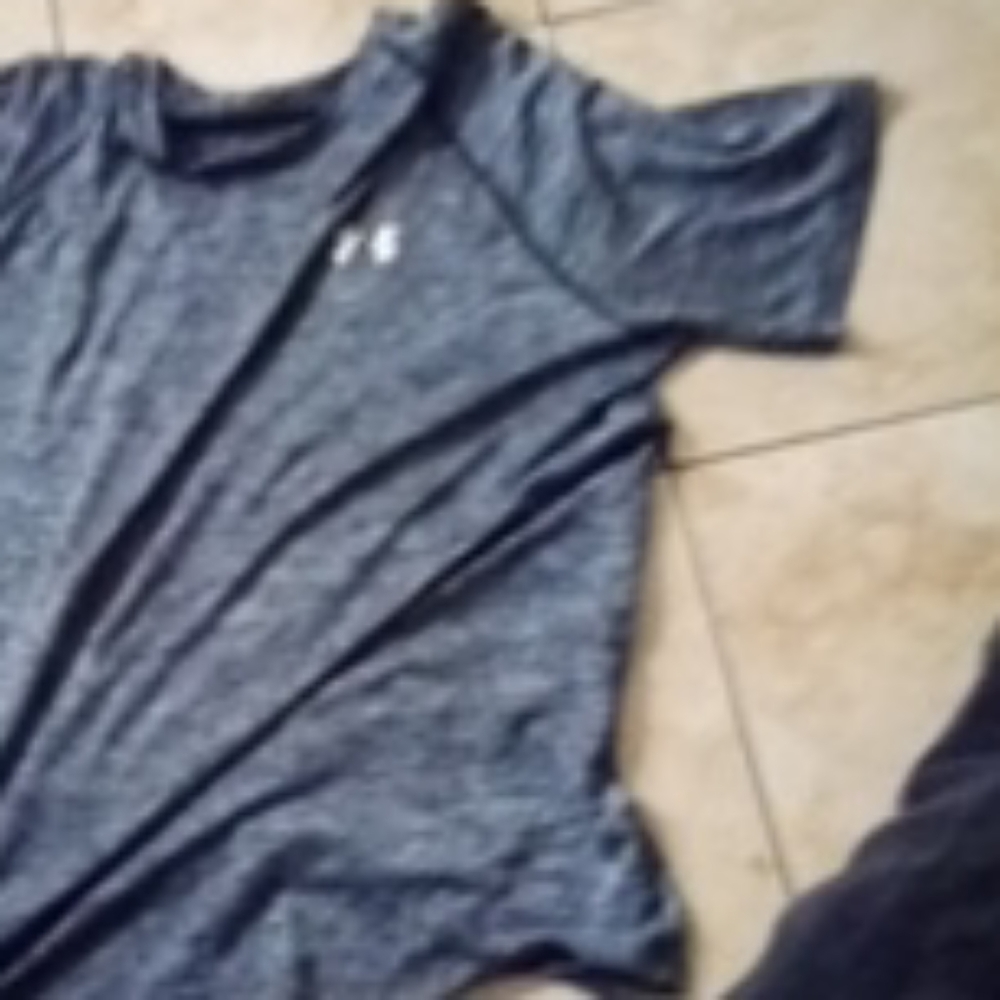 Under armour tee